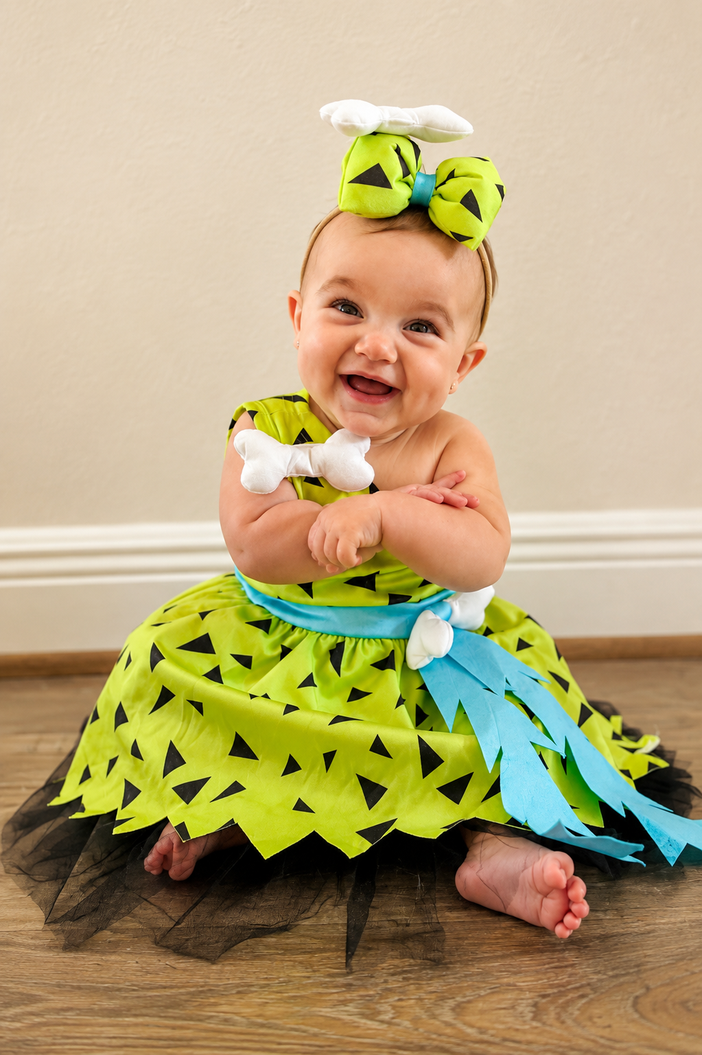 Pebbles’ Prehistoric Sweetheart Dress & Bow Set
